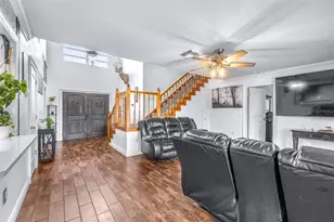 1165 Port Ct, Spring Hill, FL 34606 - Photo 11