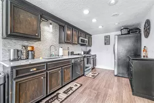 1165 Port Ct, Spring Hill, FL 34606 - Photo 17