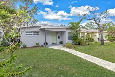 4027 7th Street S, Saint Petersburg, FL 33705 - Photo 1