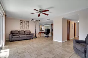 6315 Newtown Cir, Tampa, FL 33615 - Photo 7