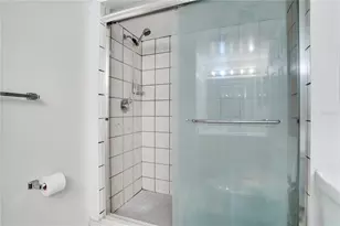 6315 Newtown Cir, Tampa, FL 33615 - Photo 23