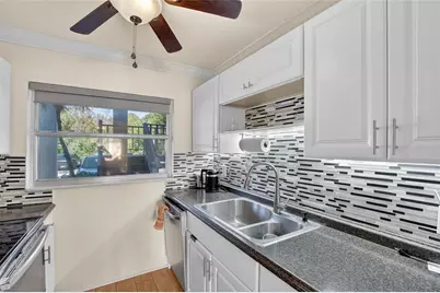 1303 S Hercules Avenue #2, Clearwater, FL 33764 - Photo 3