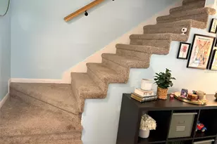 16302 Rambling Vine Dr W, Tampa, FL 33624 - Photo 5