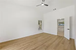 576 Channel Ct, Palm Harbor, FL 34684 - Photo 15