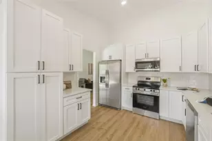 576 Channel Ct, Palm Harbor, FL 34684 - Photo 7