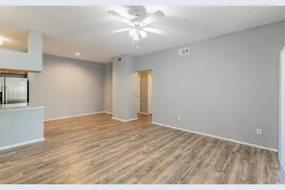 13015 Sanctuary Cove Drive #101, Temple Terrace, FL 33637 - Photo 7