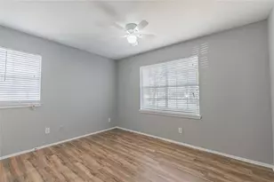 13015 Sanctuary Cove Dr, Temple Terrace, FL 33637 - Photo 19