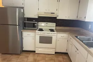 333 Lagoon Dr, Palm Harbor, FL 34683 - Photo 3