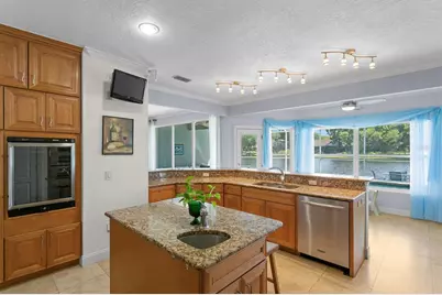 13548 Lake Magdalene Drive, Tampa, FL 33613 - Photo 17