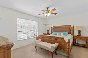 13548 Lake Magdalene Dr, Tampa, FL 33613 - Photo 35