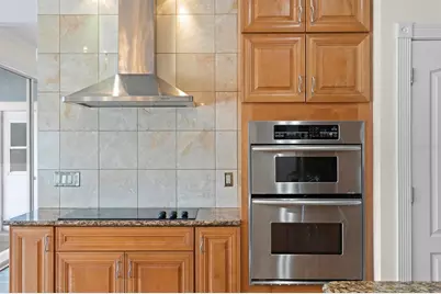 13548 Lake Magdalene Drive, Tampa, FL 33613 - Photo 15