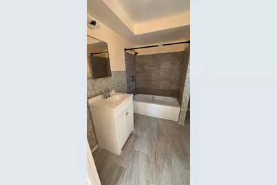 6204 38th Avenue W, Bradenton, FL 34209 - Photo 3