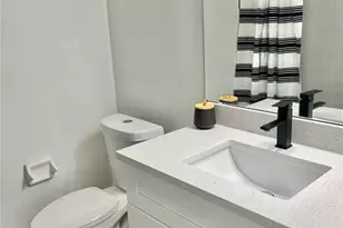 4705 Robin Dr, Saint Cloud, FL 34772 - Photo 7