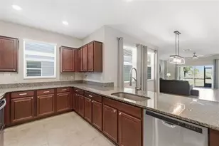 10668 Lake Montauk Dr, Riverview, FL 33578 - Photo 13