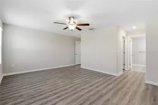 10668 Lake Montauk Dr, Riverview, FL 33578 - Photo 21