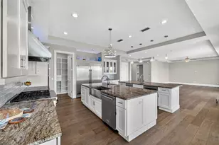 13 Treasure Ln, Treasure Island, FL 33706 - Photo 59