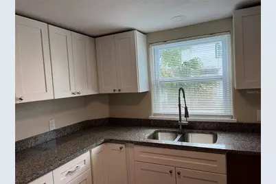 2730 Dartmouth Avenue N, Saint Petersburg, FL 33713 - Photo 5