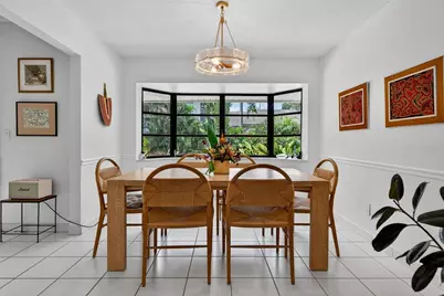 1835 Serpentine Drive S, Saint Petersburg, FL 33712 - Photo 13