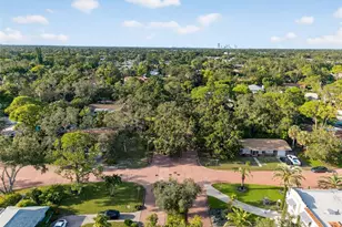 1835 Serpentine Dr S, Saint Petersburg, FL 33712 - Photo 65