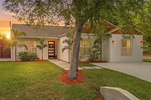 6820 S Sheridan Rd, Tampa, FL 33611 - Photo 1