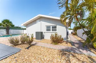 2203 W Vina Del Mar Blvd, Saint Pete Beach, FL 33706 - Photo 29