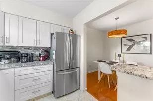 266 Sky Loch Dr W, Dunedin, FL 34698 - Photo 15