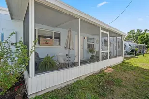 266 Sky Loch Dr W, Dunedin, FL 34698 - Photo 31