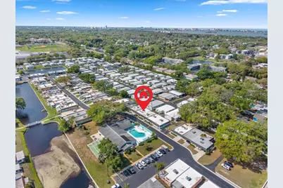 266 Sky Loch Drive W, Dunedin, FL 34698 - Photo 35