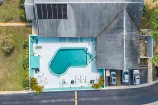 266 Sky Loch Dr W, Dunedin, FL 34698 - Photo 33