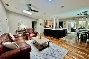 834 Hillside Dr, Palm Harbor, FL 34683 - Photo 3