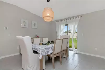 11527 Sage Canyon Drive, Riverview, FL 33578 - Photo 9