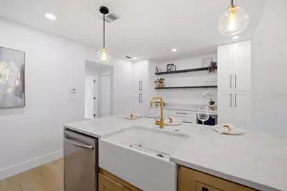 3406 W Barcelona Street, Tampa, FL 33629 - Photo 5