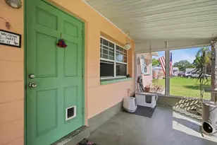 10698 106th St, Largo, FL 33773 - Photo 5