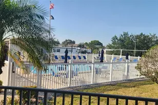 373 Majesty Dr, Clearwater, FL 33761 - Photo 19