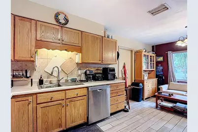 201 Mason Street, Brandon, FL 33511 - Photo 9