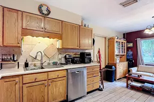 201 Mason St, Brandon, FL 33511 - Photo 9