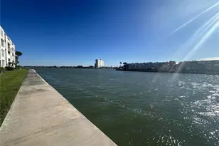 7625 Sun Island Dr S, South Pasadena, FL 33707 - Photo 33