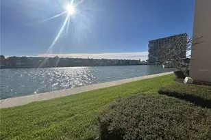 7625 Sun Island Dr S, South Pasadena, FL 33707 - Photo 29