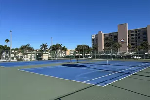 7625 Sun Island Dr S, South Pasadena, FL 33707 - Photo 45