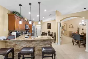 10407 N Woodmere Rd, Tampa, FL 33617 - Photo 21