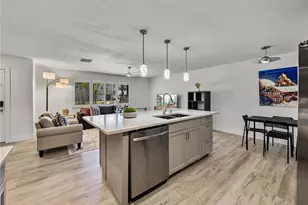 7125 S Shore Dr S, South Pasadena, FL 33707 - Photo 19