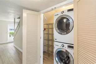 903 Cara Dr, Largo, FL 33771 - Photo 25