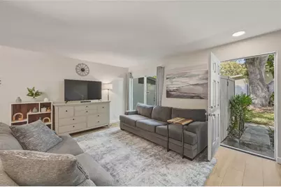 7912 Cedar Drive #7912, Temple Terrace, FL 33637 - Photo 11