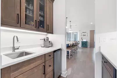 124 Forest Hills Drive, Redington Shores, FL 33708 - Photo 13