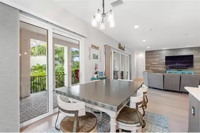 124 Forest Hills Drive, Redington Shores, FL 33708 - Photo 7