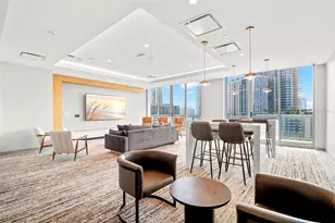 400 Central Ave, Saint Petersburg, FL 33701 - Photo 49