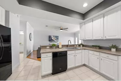 251 1st Avenue SW, Largo, FL 33770 - Photo 9