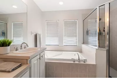 251 1st Avenue SW, Largo, FL 33770 - Photo 29