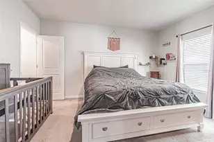 35045 Jomar Ave, Zephyrhills, FL 33541 - Photo 13