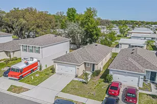 35045 Jomar Ave, Zephyrhills, FL 33541 - Photo 3